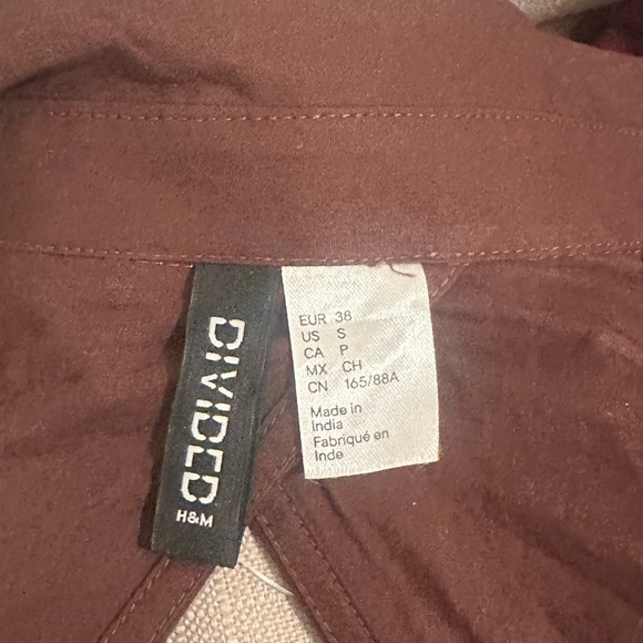H&M Brown Open-Back Button-Down Shirt - Picture 4 of 4